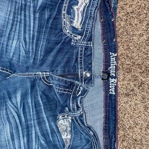 Antique Rivet size 34 jeans.